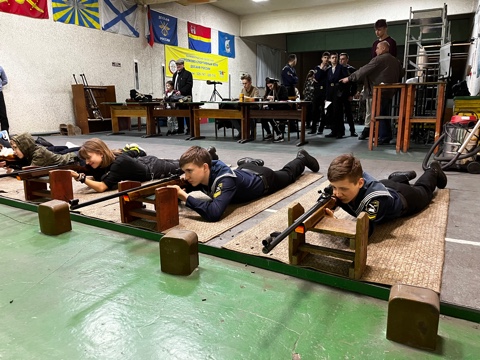 Юный Ворошиловский стрелок 07.jpg